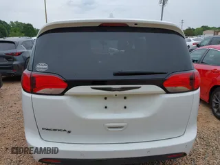 2018 Chrysler Pacifica Touring Plus with VIN 2C4RC1FG5JR287268, listed as a IAAI auction lot 42208739 with 114,294 mi miles and . Bid and sale history available at DreamBid. Image 16.
