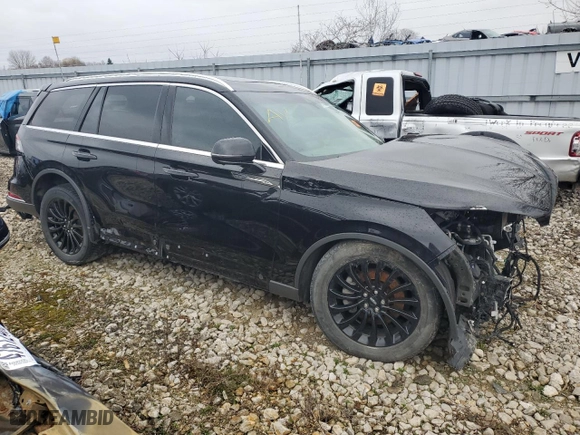 2023 Lincoln Aviator Reserve with VIN 5LM5J7XC0PGL20845, listed as a Copart auction lot 41623475 with 0 mi miles and Non Repairable. Bid and sale history available at carsss.com. Image 4.