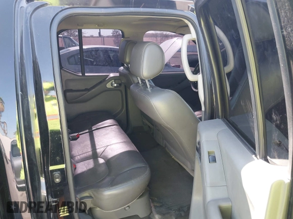 2006 Nissan Frontier SE z VIN 1N6AD07WX6C458569, wystawiony jako IAAI lot #42317531 z przebiegiem 198 485 mil mil oraz . Historia ofert i sprzedaży dostępna na DreamBid. Obrazek 8.