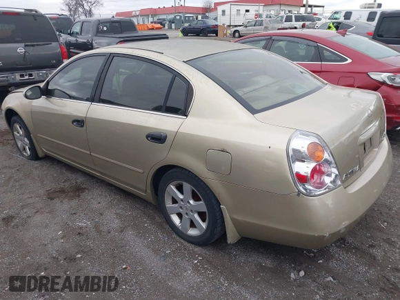 2002 Nissan Altima S with VIN 1N4AL11DX2C156685, listed as a IAAI auction lot 41821949 with 197,511 mi miles. Bid and sale history available at carsss.com. Image 3.