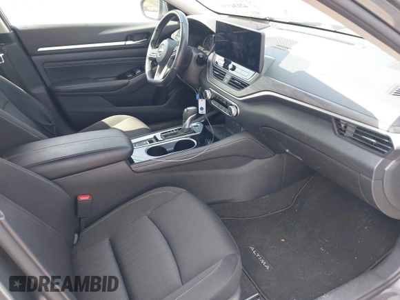 2023 Nissan Altima SV z VIN 1N4BL4DV9PN366815, wystawiony jako IAAI lot #42134938 z przebiegiem 75 540 mil mil oraz . Historia ofert i sprzedaży dostępna na DreamBid. Obrazek 5.
