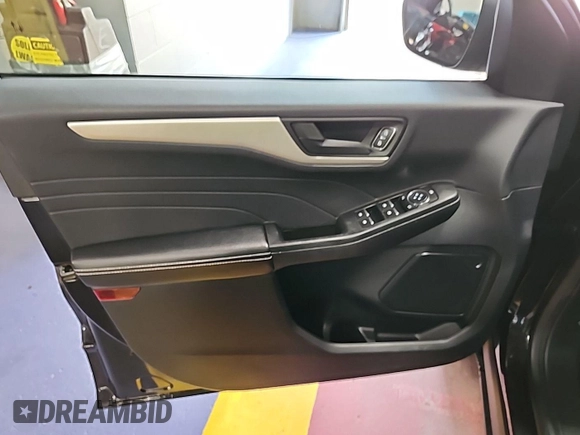 2022 Ford Escape SE с VIN 1FMCU9G68NUB09284, выставлен на аукционе IAAI как лот 42785551 с пробегом 62 716 миль миль и . История ставок и продаж доступна на DreamBid. Изображение 8.