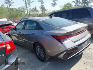 2024 Hyundai Elantra SEL with VIN KMHLM4DG5RU663095, listed as a IAAI auction lot 41984791 with 30,590 mi miles. Bid and sale history available at carsss.com. Image 3.