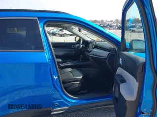 2022 Jeep Compass Latitude with VIN 3C4NJDBB5NT178361, listed as a IAAI auction lot 41874823 with 37,241 mi miles and . Bid and sale history available at DreamBid. Image 5.