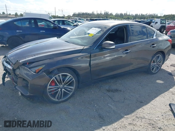 2014 Infiniti Q50 with VIN JN1BV7AP8EM679470, listed as a IAAI auction lot 41575121 with 84,880 mi miles. Bid and sale history available at carsss.com. Image 17.