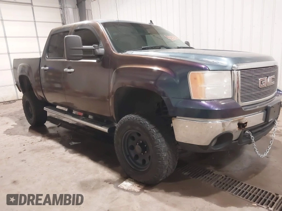 2007 GMC Sierra 1500 with VIN 2GTEK13Y671700496, listed as a IAAI auction lot 41233730 with 225,186 mi miles and . Bid and sale history available at DreamBid. Image 1.