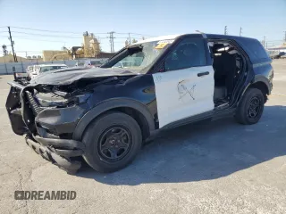 2020 Ford Police Interceptor Utility z VIN 1FM5K8AB9LGC51380, wystawiony jako Copart lot #57240345 z przebiegiem 39 627 mil mil oraz Tytuł czysty. Historia ofert i sprzedaży dostępna na DreamBid. Obrazek 1.