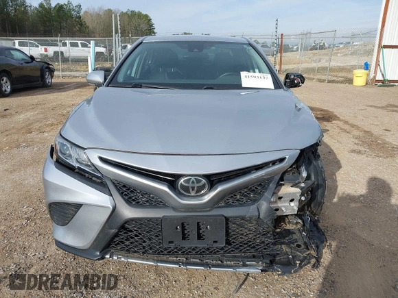 2020 Toyota Camry SE with VIN 4T1M11AK2LU869485, listed as a IAAI auction lot 41593137 with 90,501 mi miles. Bid and sale history available at carsss.com. Image 11.