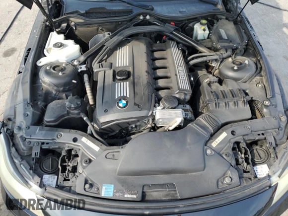 2009 BMW Z4 sDrive30i с VIN WBALM53589E161683, выставлен на аукционе Copart как лот 60557635 с пробегом 70 183 миль миль и Списание • Salvage title. История ставок и продаж доступна на DreamBid. Изображение 11.