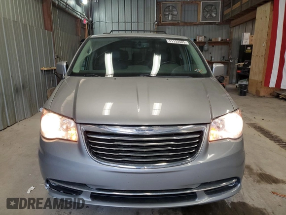 2016 Chrysler Town & Country Touring with VIN 2C4RC1BG0GR104986, listed as a Copart auction lot 51133505 with 145,145 mi miles and Salvage Title. Bid and sale history available at carsss.com. Image 5.