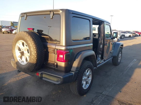 2021 Jeep Wrangler Unlimited Sport S z VIN 1C4HJXDG7MW583315, wystawiony jako IAAI lot #41827899 z przebiegiem 25 264 mil mil oraz . Historia ofert i sprzedaży dostępna na DreamBid. Obrazek 4.