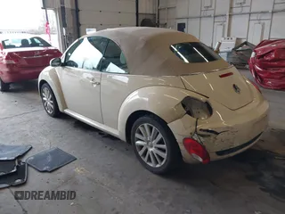 2009 Volkswagen Beetle S with VIN 3VWRG31Y89M408245, listed as a IAAI auction lot 41600593 with 76,156 mi miles and . Bid and sale history available at DreamBid. Image 3.