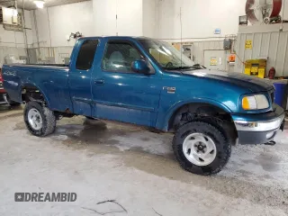 2000 Ford F-150 XL with VIN 1FTRX18L1YKA16800, listed as a Copart auction lot 47552415 with 261,812 mi miles and Clean Title. Bid and sale history available at carsss.com. Image 4.