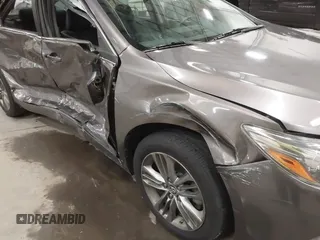 2017 Toyota Camry XLE z VIN 4T1BF1FK5HU389773, wystawiony jako IAAI lot #42189385 z przebiegiem 133 860 mil mil oraz . Historia ofert i sprzedaży dostępna na DreamBid. Obrazek 17.