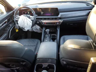 2023 Kia Telluride EX X-Line z VIN 5XYP3DGCXPG360992, wystawiony jako Copart lot #86904934 z przebiegiem 15 947 mil mil oraz Szkoda całkowita • Salvage title. Historia ofert i sprzedaży dostępna na DreamBid. Obrazek 8.