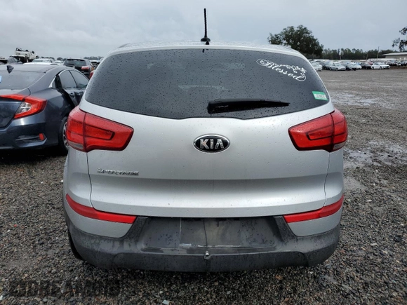 2016 Kia Sportage LX with VIN KNDPB3AC0G7818719, listed as a Copart auction lot 45762365 with 180,283 mi miles and Salvage Title. Bid and sale history available at carsss.com. Image 6.