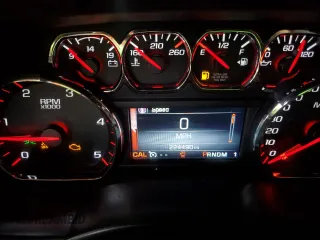 2016 GMC Sierra 2500HD SLT z VIN 1GT12TE80GF271582, wystawiony jako Copart lot #59993915 z przebiegiem 224 490 mil mil oraz Szkoda całkowita • Salvage title. Historia ofert i sprzedaży dostępna na DreamBid. Obrazek 9.