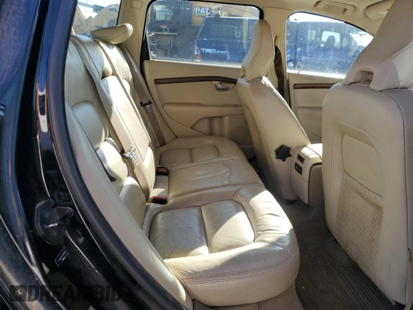 2010 Volvo XC70 3.2L with VIN YV4982BZ0A1086619, listed as a Copart auction lot 82308894 with 276,655 mi miles and Clean Title. Bid and sale history available at DreamBid. Image 10.
