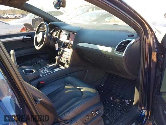 2014 Audi Q7 3.0T S line Prestige with VIN WA1DGAFEXED018456, listed as a IAAI auction lot 41705494 with 114,760 mi miles. Bid and sale history available at carsss.com. Image 5.