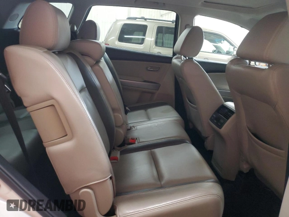 2010 Mazda CX-9 Grand Touring z VIN JM3TB3MA8A0203402, wystawiony jako Copart lot #52953665 z przebiegiem 182 253 mil mil oraz Szkoda całkowita • Salvage title. Historia ofert i sprzedaży dostępna na DreamBid. Obrazek 10.
