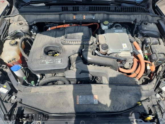 2017 Ford Fusion Titanium with VIN 3FA6P0SU5HR134672, listed as a Copart auction lot 64281645 with 97,284 mi miles and Clean title. Bid and sale history available at DreamBid. Image 11.