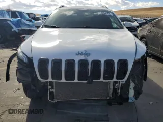 2017 Jeep Cherokee Latitude с VIN 1C4PJMCS0HW655400, выставлен на аукционе Copart как лот 43664355 с пробегом 135 997 миль миль и Списание • Salvage title. История ставок и продаж доступна на DreamBid. Изображение 5.