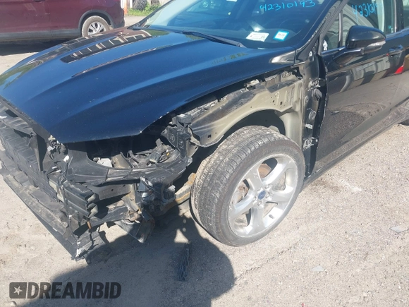 2016 Ford Fusion SE with VIN 3FA6P0H70GR373188, listed as a IAAI auction lot 42310193 with 127,295 mi miles and . Bid and sale history available at DreamBid. Image 18.