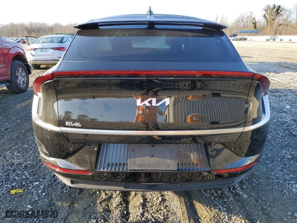 2022 Kia EV6 Wind with VIN KNDC3DLC6N5085907, listed as a Copart auction lot 44128605 with 33,526 mi miles and Salvage Title. Bid and sale history available at carsss.com. Image 6.