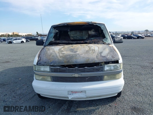 2005 Chevrolet Astro with VIN 1GNDM19X25B113690, listed as a IAAI auction lot 41758764 with Not Provided miles. Bid and sale history available at carsss.com. Image 12.