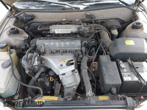 1993 Toyota Camry LE with VIN JT2SK12E6P0122365, listed as a IAAI auction lot 41977260 with 162,971 mi miles. Bid and sale history available at carsss.com. Image 10.