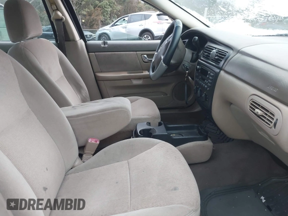 2000 Ford Taurus SE with VIN 1FAFP53U9YA252519, listed as a IAAI auction lot 41247046 with 317,910 mi miles and . Bid and sale history available at DreamBid. Image 5.
