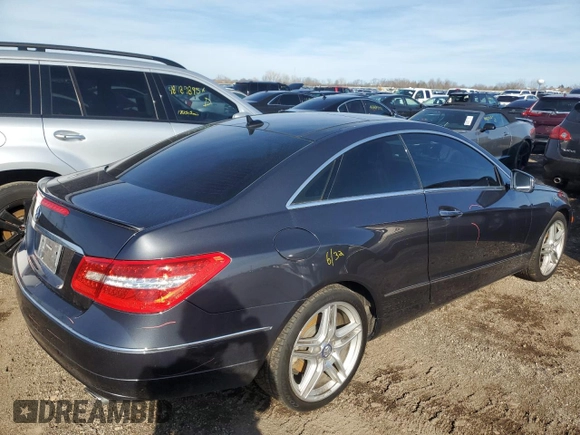 2013 Mercedes-Benz E-Class E 350 with VIN WDDKJ5KB2DF201103, listed as a Copart auction lot 48195235 with 112,360 mi miles and Salvage Title. Bid and sale history available at carsss.com. Image 3.