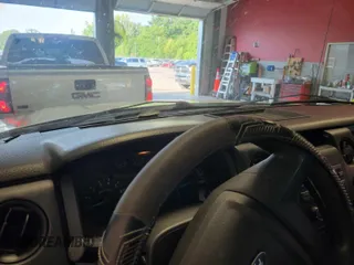 2014 Ford F-150 XL with VIN 1FTMF1CM6EKD62026, listed as a IAAI auction lot 42812805 with 143,144 mi miles and . Bid and sale history available at DreamBid. Image 14.