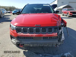 2024 Jeep Compass Trailhawk with VIN 3C4NJDDN3RT585348, listed as a Copart auction lot 53339075 with 1,355 mi miles and Salvage title. Bid and sale history available at DreamBid. Image 5.
