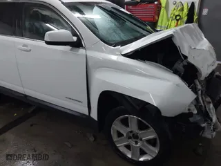 2012 GMC Terrain SLE-2 with VIN 2GKFLTE50C6199929, listed as a IAAI auction lot 41315957 with 137,930 mi miles. Bid and sale history available at carsss.com. Image 18.
