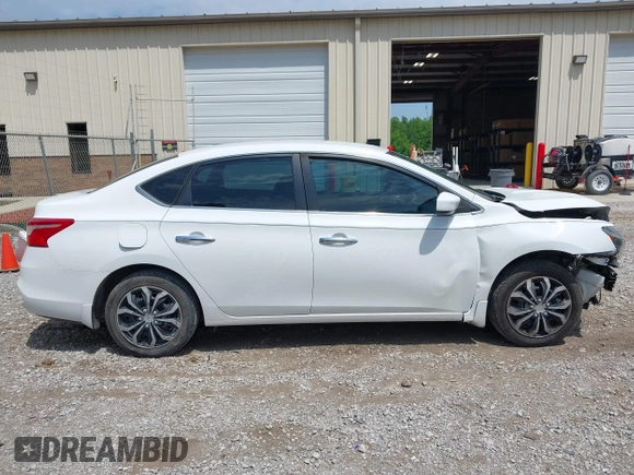 2017 Nissan Sentra S с VIN 3N1AB7AP7HY381773, выставлен на аукционе IAAI как лот 42247232 с пробегом 102 956 миль миль и . История ставок и продаж доступна на DreamBid. Изображение 14.
