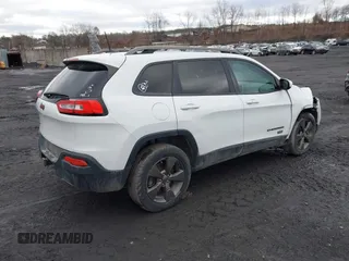2016 Jeep Cherokee Latitude with VIN 1C4PJMCB8GW282752, listed as a IAAI auction lot 41475436 with 94,257 mi miles. Bid and sale history available at carsss.com. Image 4.