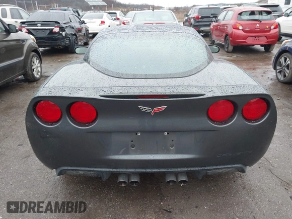 2013 Chevrolet Corvette 1LT z VIN 1G1YE2DW6D5109028, wystawiony jako IAAI lot #41100665 z przebiegiem 32 095 mil mil oraz . Historia ofert i sprzedaży dostępna na DreamBid. Obrazek 17.