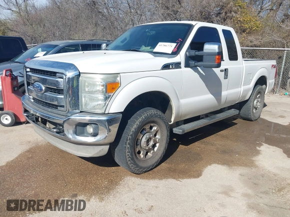 2012 Ford F-250 XL z VIN 1FT7X2B65CEA15950, wystawiony jako IAAI lot #41786771 z przebiegiem 306 477 mil mil oraz . Historia ofert i sprzedaży dostępna na DreamBid. Obrazek 17.