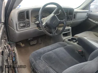 1999 GMC New Sierra 1500 SLE with VIN 2GTEC19TXX1539997, listed as a Copart auction lot 50202325 with 259,579 mi miles and Salvage Title. Bid and sale history available at carsss.com. Image 8.
