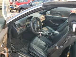 2003 BMW 3 Series 325Ci with VIN WBABS33413PG92865, listed as a Copart auction lot 70243054 with 191,297 mi miles and Salvage Title. Bid and sale history available at carsss.com. Image 7.