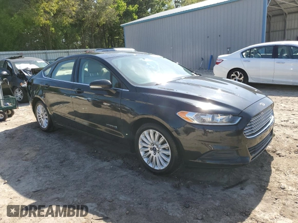 2015 Ford Fusion SE Hybrid with VIN 3FA6P0LU9FR167363, listed as a Copart auction lot 52564355 with 181,650 mi miles and Salvage Title. Bid and sale history available at DreamBid. Image 4.