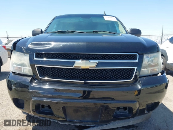 2008 Chevrolet Tahoe LS with VIN 1GNFC13C68R143398, listed as a IAAI auction lot 41970038 with 205,873 mi miles and . Bid and sale history available at DreamBid. Image 12.