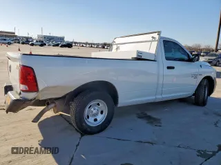 2020 Ram 1500 Tradesman z VIN 3C6JR6DT9LG122008, wystawiony jako Copart lot #48498725 z przebiegiem Nie podano mil oraz Szkoda całkowita • Salvage title. Historia ofert i sprzedaży dostępna na DreamBid. Obrazek 3.