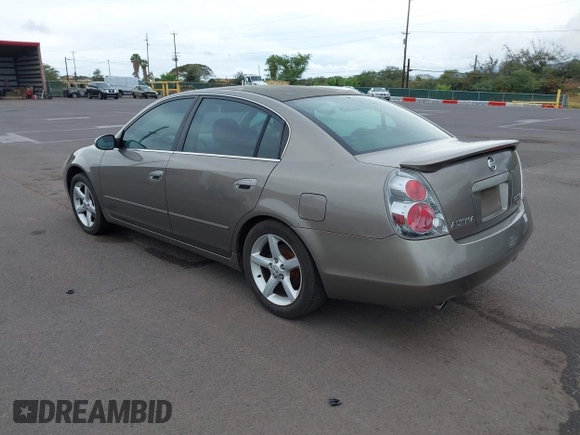2005 Nissan Altima SE z VIN 1N4BL11EX5C161029, wystawiony jako IAAI lot #42044113 z przebiegiem 124 313 mil mil oraz . Historia ofert i sprzedaży dostępna na DreamBid. Obrazek 3.