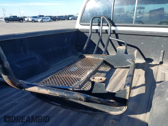 2003 Ford F-350 XL with VIN 1FTSX31S73EC26923, listed as a IAAI auction lot 41344390 with 139,893 mi miles and . Bid and sale history available at DreamBid. Image 12.