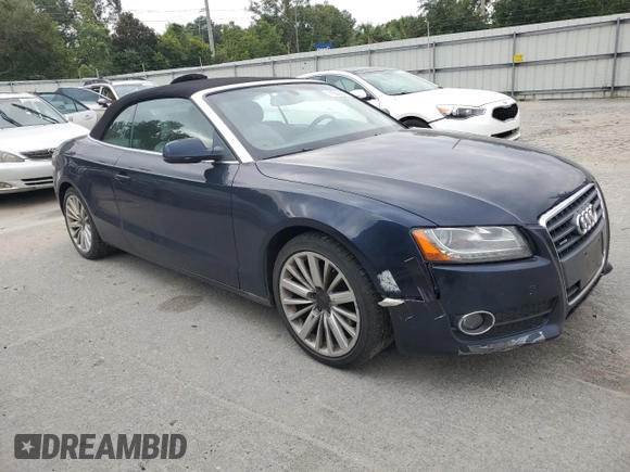 2010 Audi A5 Premium Plus z VIN WAULFAFH3AN018752, wystawiony jako Copart lot #71505394 z przebiegiem 133 524 mil mil oraz Nie do naprawy • Non repairable. Historia ofert i sprzedaży dostępna na DreamBid. Obrazek 4.