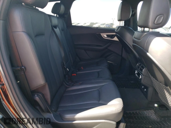 2018 Audi Q7 Premium Plus z VIN WA1LHAF77JD042203, wystawiony jako Copart lot #63196135 z przebiegiem 57 280 mil mil oraz Szkoda całkowita • Salvage title. Historia ofert i sprzedaży dostępna na DreamBid. Obrazek 11.