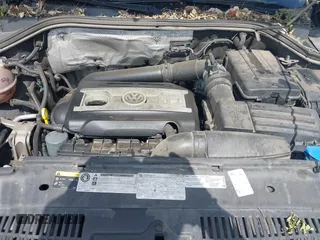 2016 Volkswagen Tiguan R-Line with VIN WVGAV7AX4GW602817, listed as a IAAI auction lot 42460344 with 124,612 mi miles and . Bid and sale history available at DreamBid. Image 10.