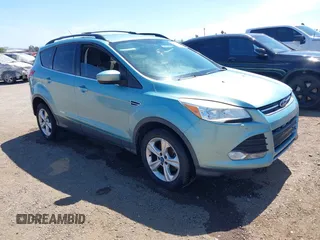 2013 Ford Escape SE z VIN 1FMCU0GX6DUC54374, wystawiony jako IAAI lot #42712880 z przebiegiem 140 966 mil mil oraz . Historia ofert i sprzedaży dostępna na DreamBid. Obrazek 1.